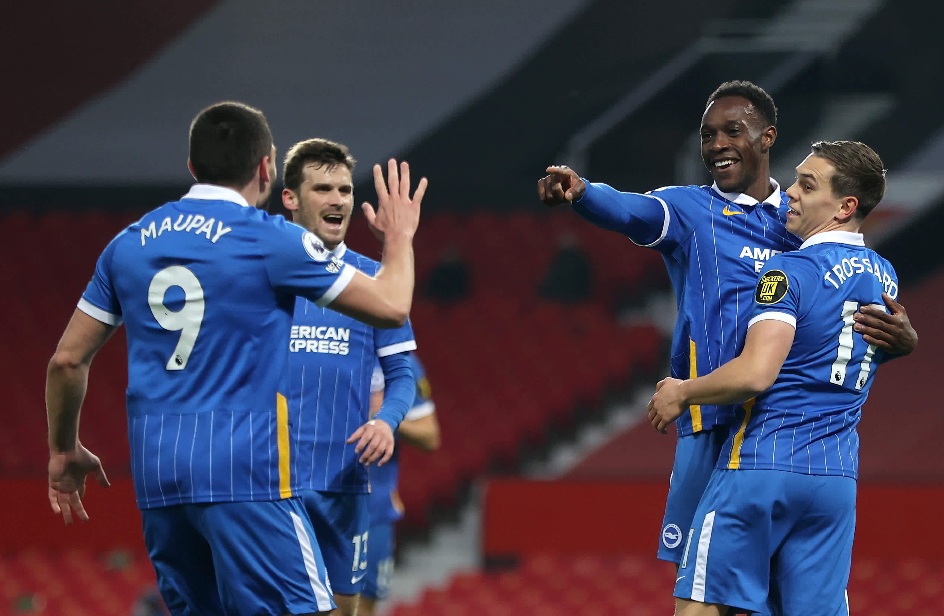 破对手防线 破对手防线